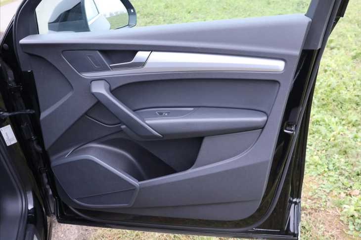 Audi Q5 2,0 TFSI Quattro S-tronic CZ