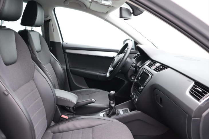 Škoda Octavia 1,4 TSI 103kW Elegance+ Xenon