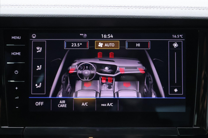 Volkswagen Touareg 3,0 TDI V6 170kW DSG 4M CZ DPH