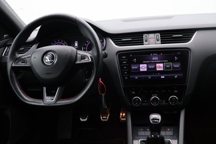 Škoda Octavia 2,0 TDI 135kW Aut.klima Navi RS