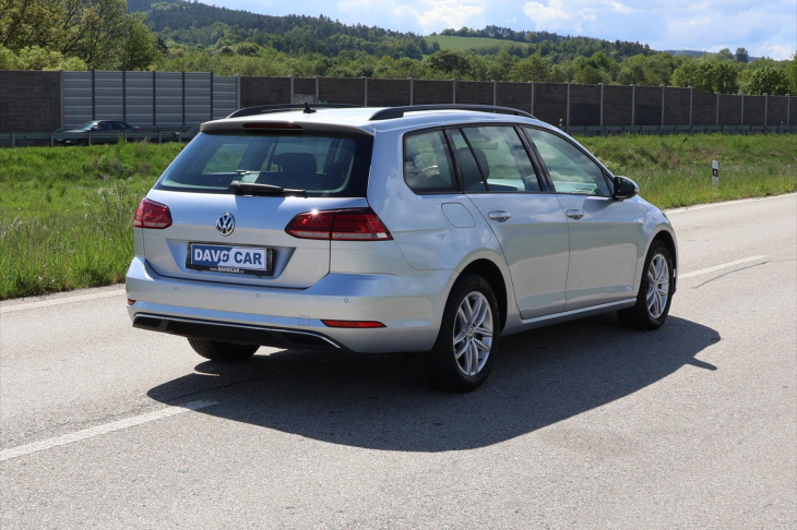 Volkswagen Golf 2,0 TDI 110kW DSG 1.Maj. DPH