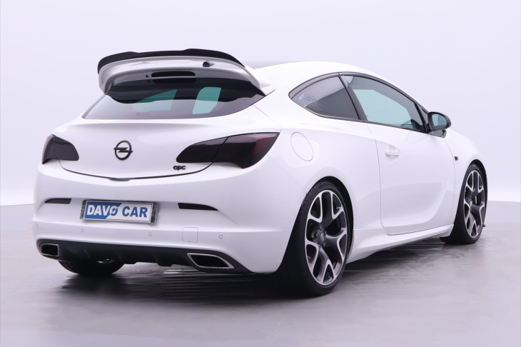Opel Astra 2,0 T OPC 206kW Aut.klima