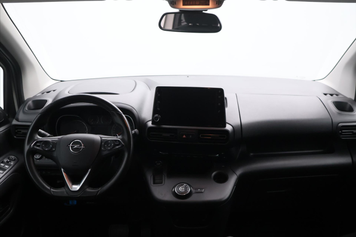 Opel Combo 1,2 Turbo 96 kW S/S AT8 Enjoy