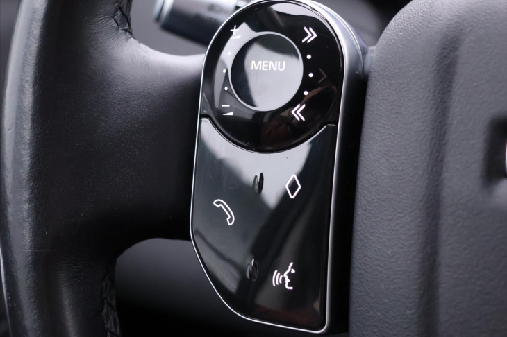 Land Rover Discovery Sport 2,0 D 110kW 4WD CZ 1Maj