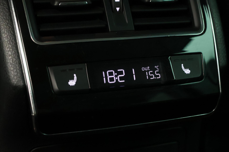 Škoda Superb 1.6 TDI Style plus Kůže Navi