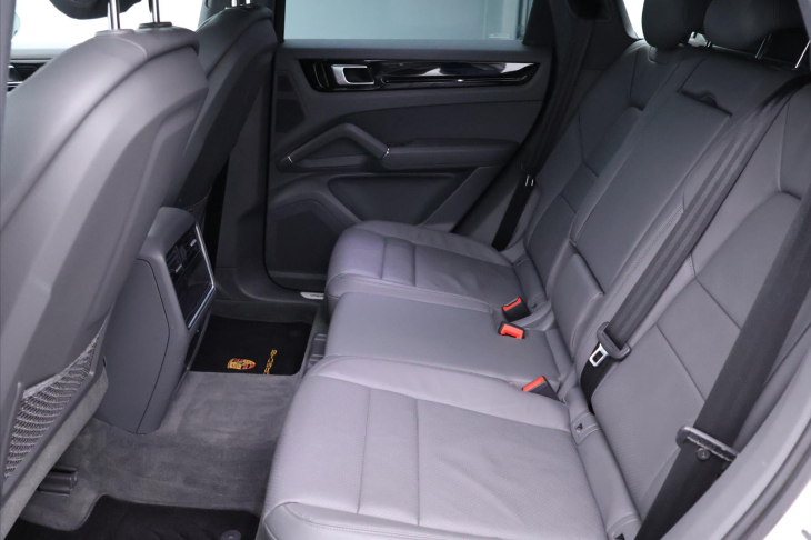 Porsche Cayenne 3,0 Tiptronic 250kW CZ DPH