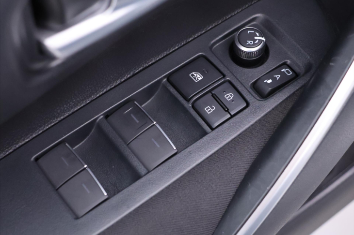 Toyota Corolla 1,5 VTi Aut. DPH CZ Comfort