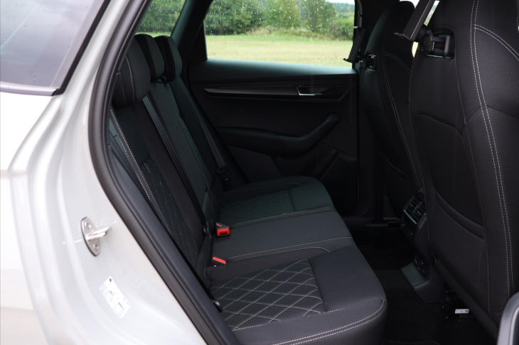 Škoda Karoq 2,0 TDI 4x4 DSG Sportline DPH