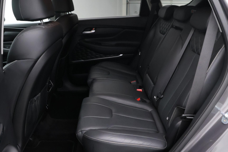 Hyundai Santa Fe 2,2 CRDi 142kW Style DCT CZ DPH