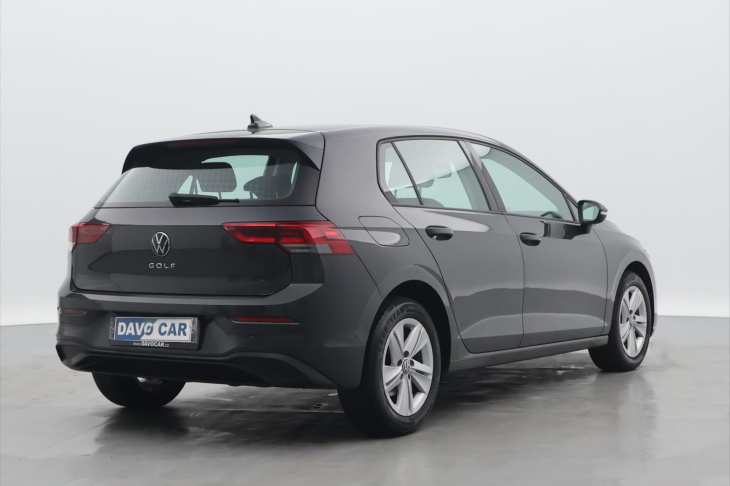 Volkswagen Golf 1,0 TSI 81KW LIFE Aut.klima CZ