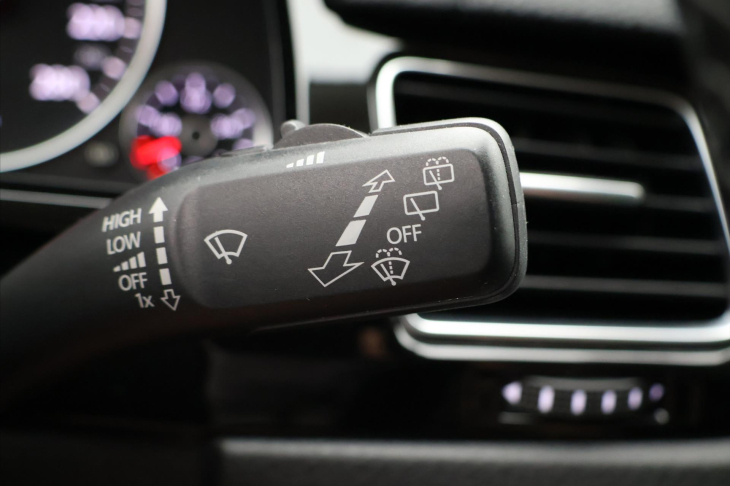 Volkswagen Touareg 3,0 TDI DSG 4M Exclusive 1.Maj