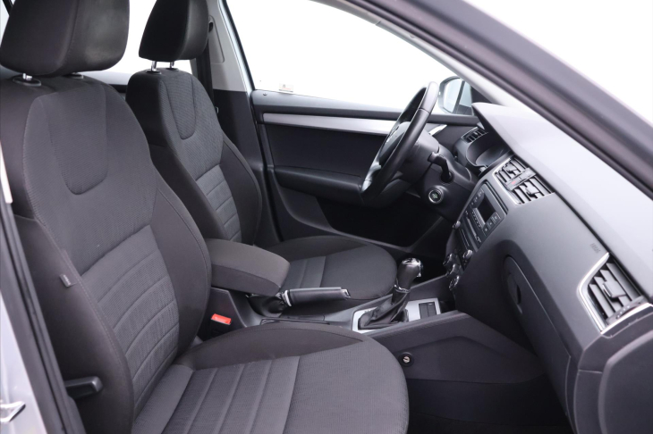 Škoda Octavia 1,4 103 kW AUT Elegance CZ