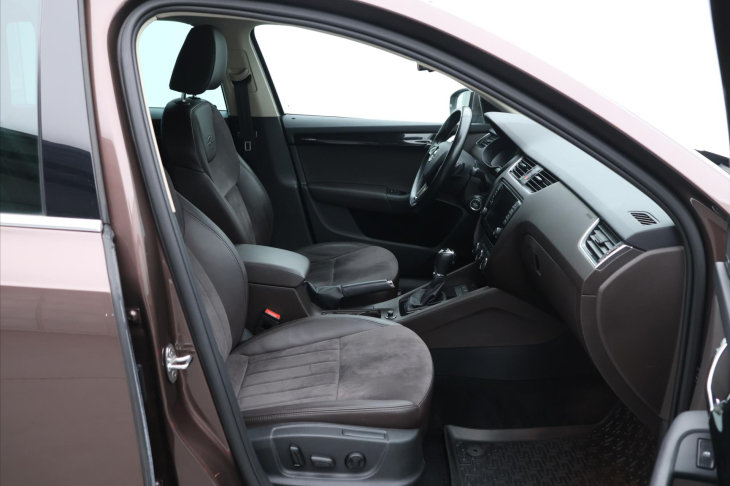 Škoda Octavia 2,0 TDI DSG 4x4 135kW CZ L&K