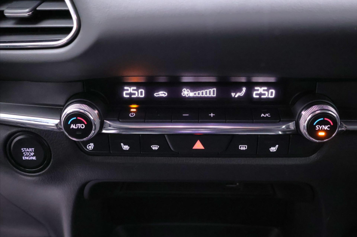 Mazda CX-30 2,0 Skyactiv-X Kůže Navi DPH