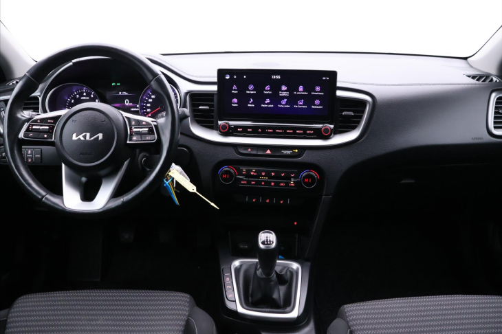 Kia Ceed 1,5 T-GDI 118kW Top Navi DPH