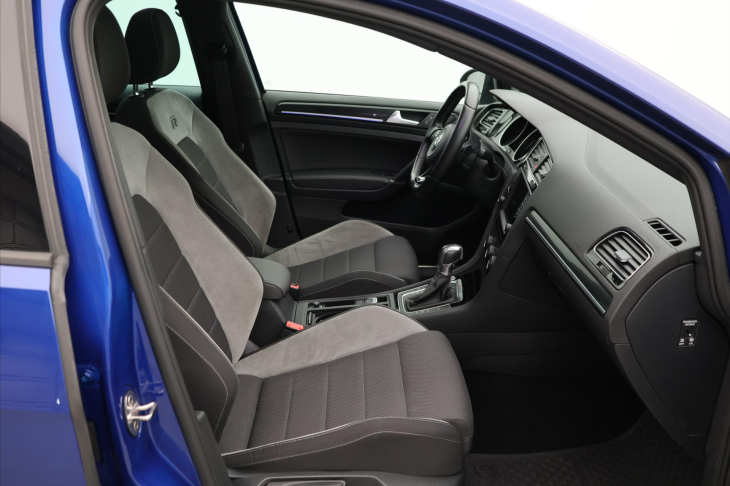 Volkswagen Golf 2,0 TSI R 221kW 4Motion DSG