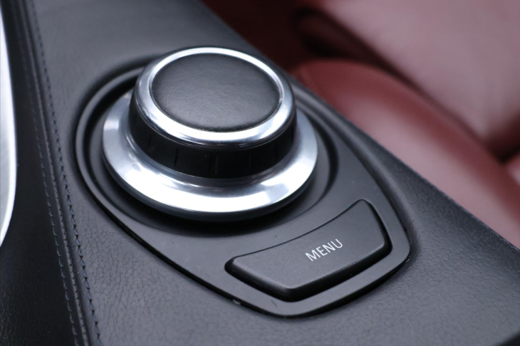 BMW Řada 6 3,0 635da 210kW CZ Kůže