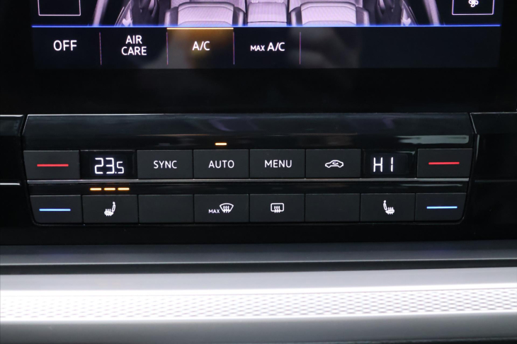 Volkswagen Touareg 3,0 TDI V6 170kW DSG 4M CZ DPH