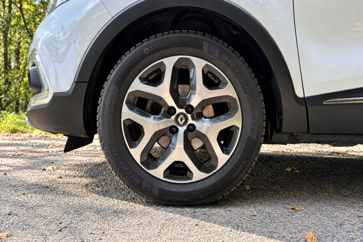 Renault Captur 1,3 TCe 96kW Intens LED Navi