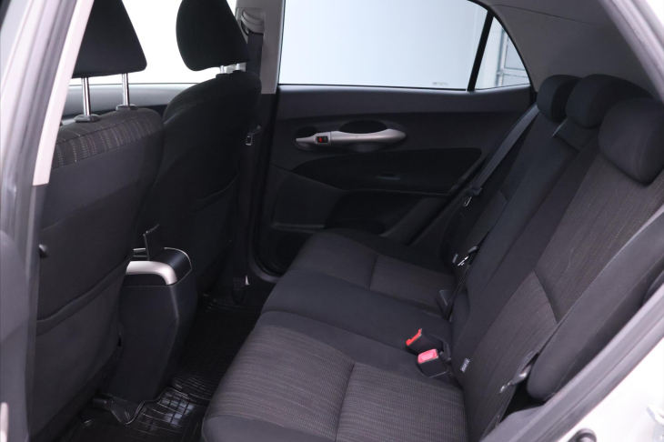 Toyota Auris 2,0 D-4D 93kW Xenon Tažné