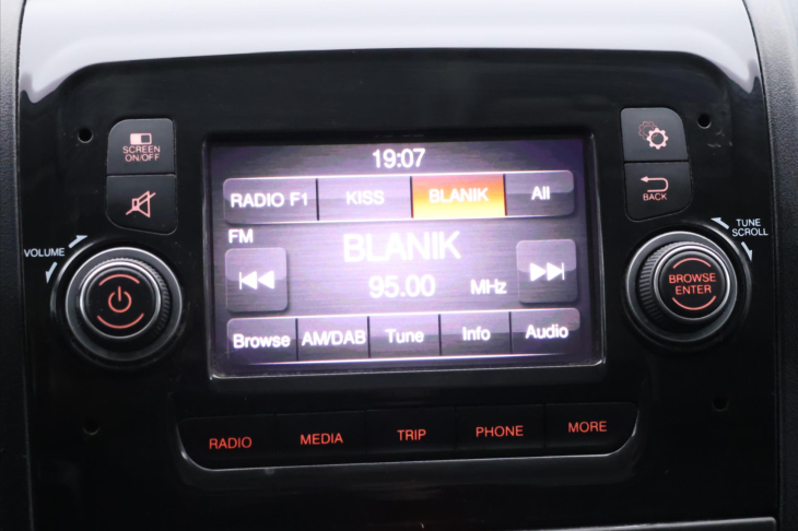 Peugeot Boxer 2,2 BlueHDI 121 kW L4H2 CZ