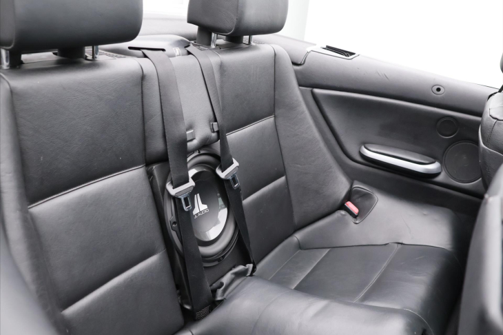 BMW Řada 3 3.0 330i 170kW Mpaket BiXenon