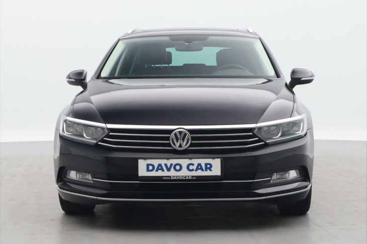 Volkswagen Passat 1,6 TDI Highline Tažné Panorama
