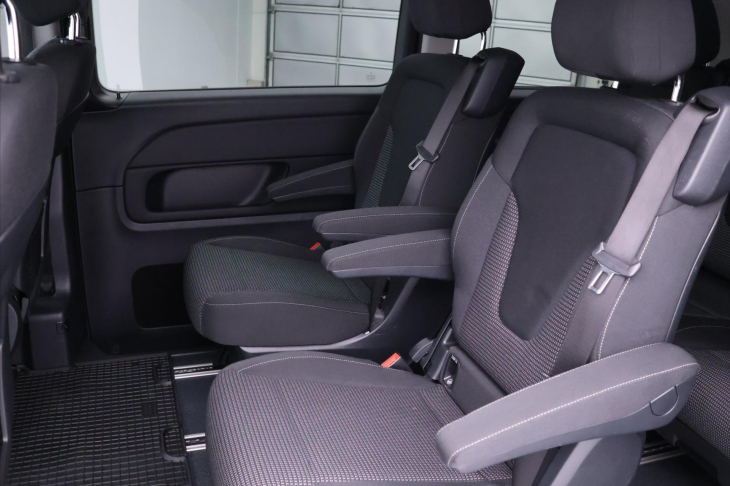 Mercedes-Benz Třídy V 2,0 300d 174kW L Exclusive Auto 4m