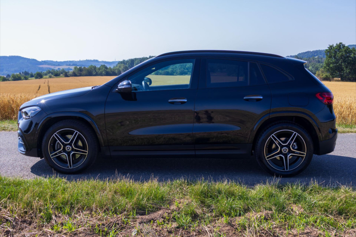 Mercedes-Benz GLA 2,0 200d 4MATIC AMG Premium
