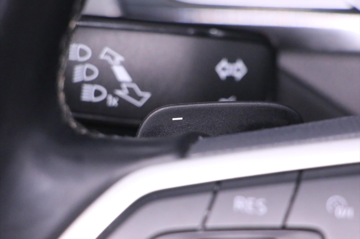 Volkswagen Passat 2,0 TDI DSG LED Panorama DPH