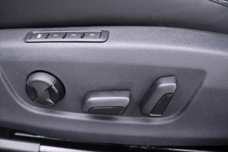 Škoda Superb 2,0 TDI 147kW Sportline DSG CZ DPH