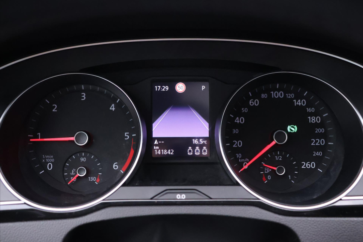 Volkswagen Passat 2,0 TDI 110kW DSG Matrix DPH