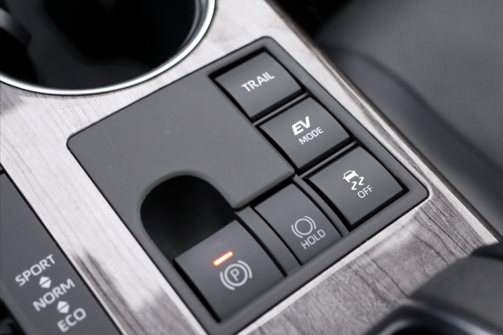 Toyota Highlander 2,5 Hybrid 140kW Executive CZ DPH