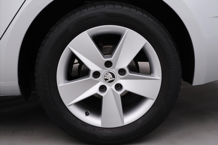 Škoda Octavia 1,6 TDI DSG CZ Style LED DPH