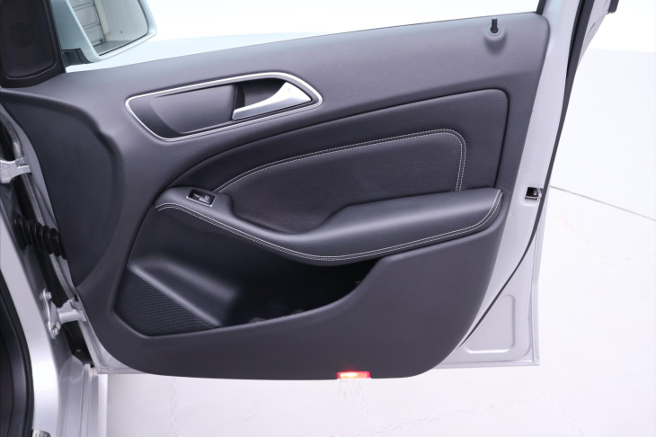 Mercedes-Benz Třídy B 1,5 CDI 80kW DCT Urban Navi