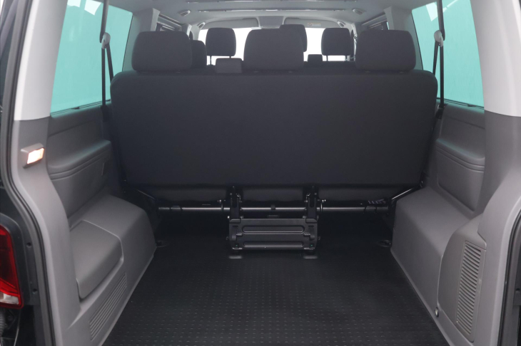 Volkswagen Caravelle 2,0 TDI 150kW DSG Long LED DPH