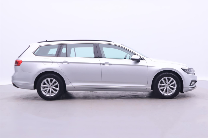 Volkswagen Passat 2,0 TDI 110kW DSG 1.Maj. DPH