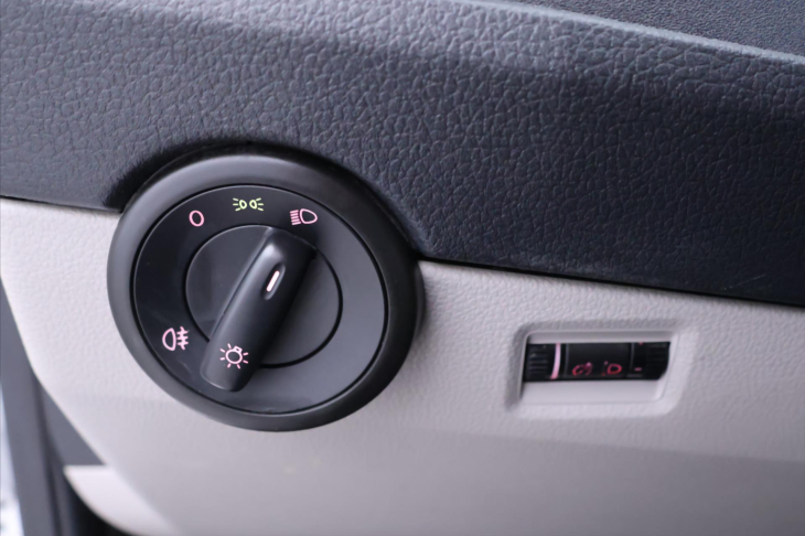 Volkswagen Transporter 2,0 TDI Klima Tažné 1.Maj DPH