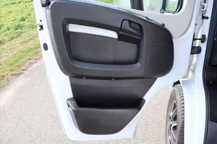 Weinsberg CaraCompact 2,3 Pepper CZ Navi 1.Majitel