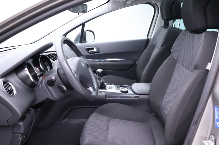 Peugeot 3008 1,6 THP 115kW Premium Pano CZ