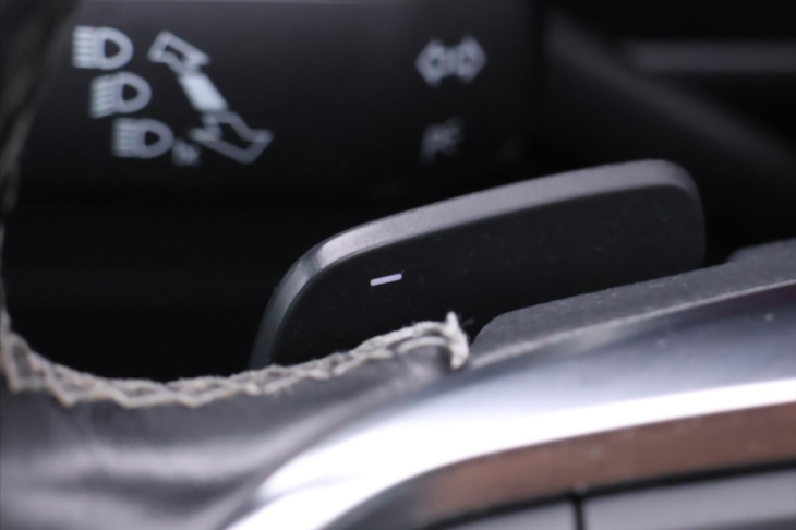 Volkswagen Tiguan Allspace 2,0 TDI DSG 4M R-Line Black DPH