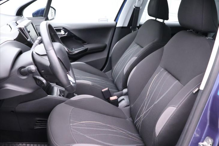 Peugeot 208 1,2 PT 60kW CZ Active Klima CZ