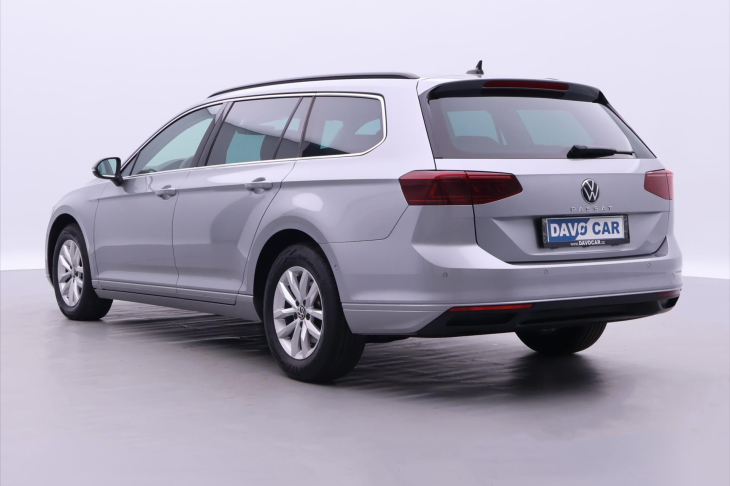 Volkswagen Passat 2,0 TDI DSG IQ Light 1.Maj DPH