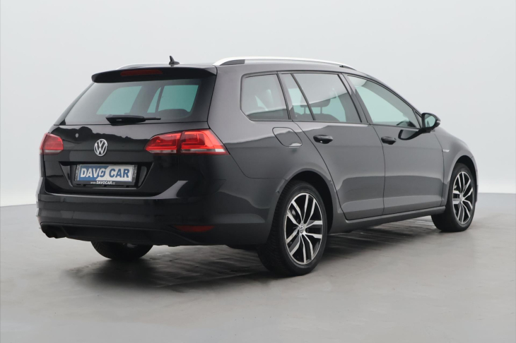Volkswagen Golf 1,4 TSI 92kW Cup 1.Maj Navi