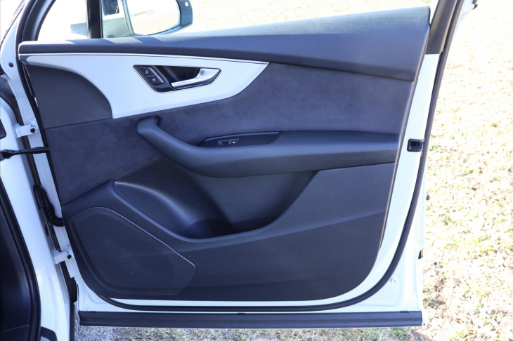 Audi Q7 3,0 TDI quattro tiptronic S line