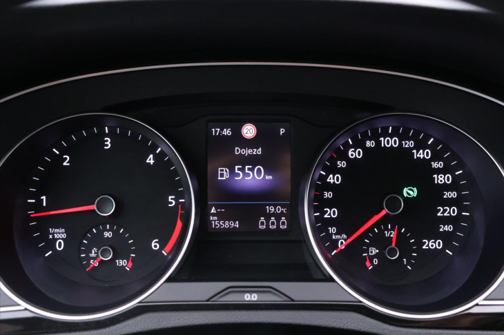 Volkswagen Passat 2,0 TDI 140kW DSG Elegance DPH