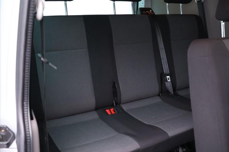 Volkswagen Transporter 2,0 TDI 110kW LED 9 Míst 4X4