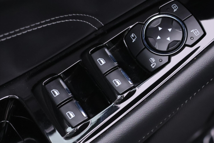 Ford Galaxy 2,0 TDCI 140kW Titanium 7-Míst