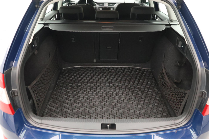 Škoda Octavia 1,6 TDI CZ Serv.Kniha Tažné