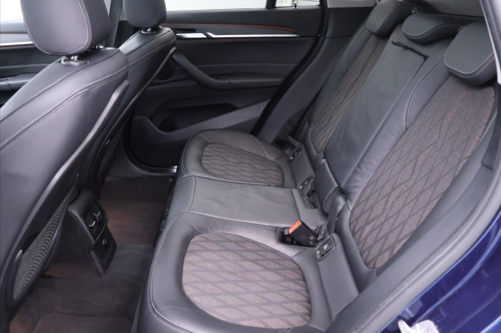 BMW X1 2,0 20i xDrive 141kW Aut. CZ